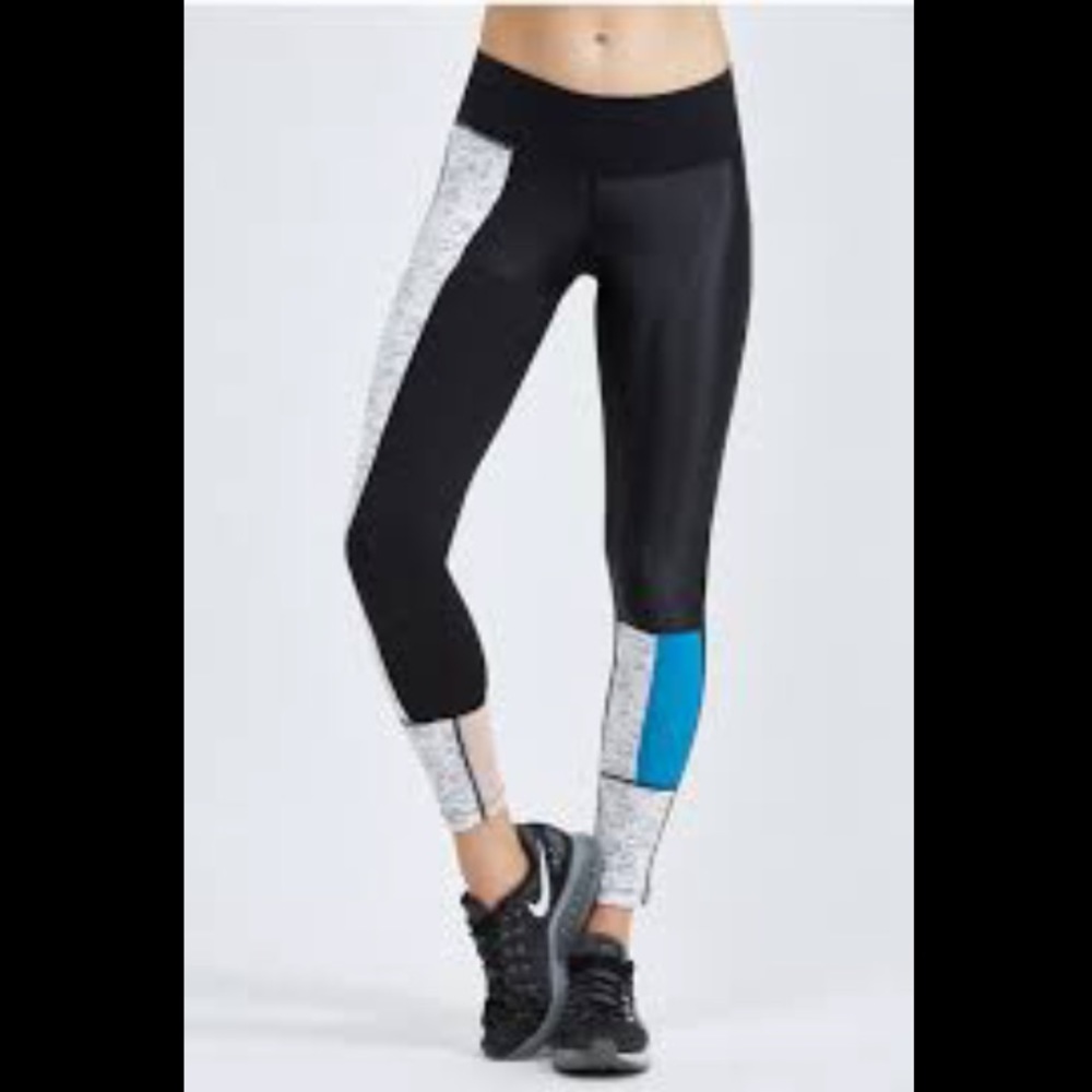 Splits59 Kai Legging, Size M, NWT 💙